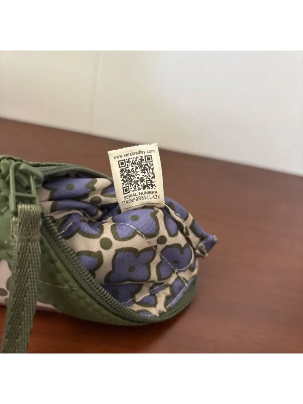 Vera Bradley Cedar Green Ultralight Zip-ID Case w/ Key Ring Floral Lining